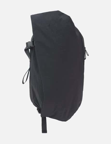 Isar M Komatsu Onibegie Nylon Black view 9