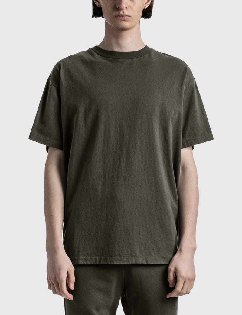 yeezy t shirt mens