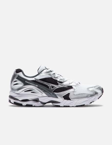 Mizuno Sportstyle WAVE RIDER 10