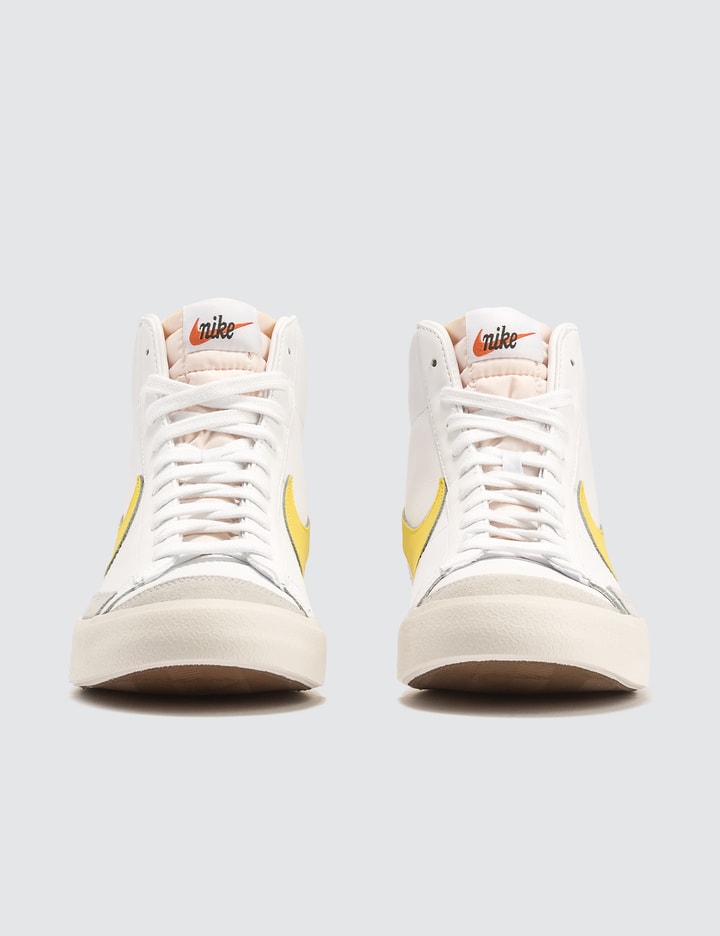 Nike Blazer Mid '77 VNTG Placeholder Image