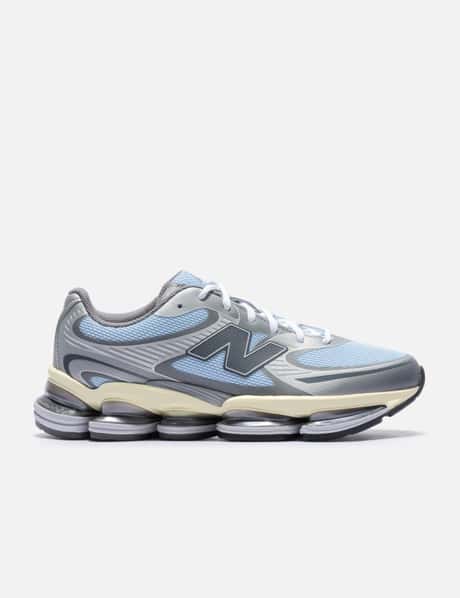 New Balance 2000