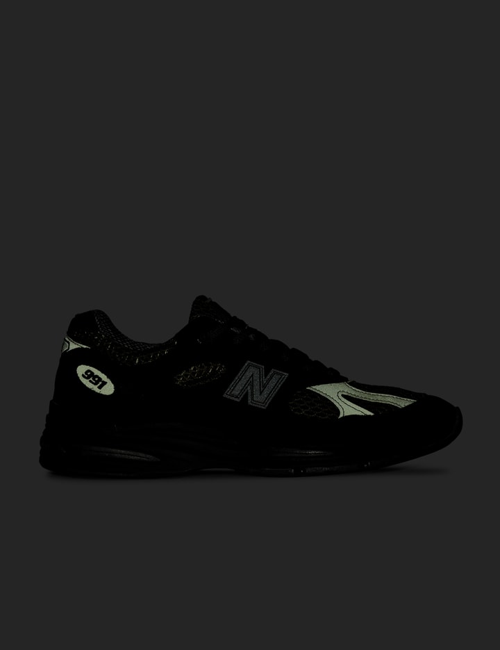 New Balance X Stone Island Made in UK 991v2 Placeholder Image