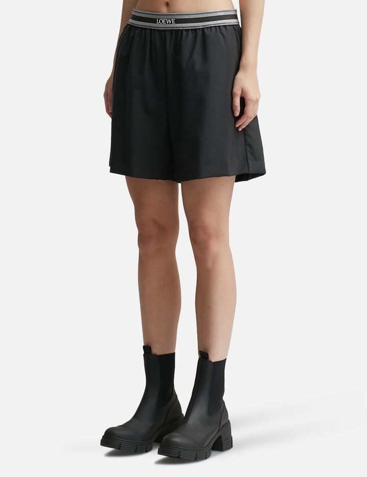 SHORTS IN WOOL Placeholder Image