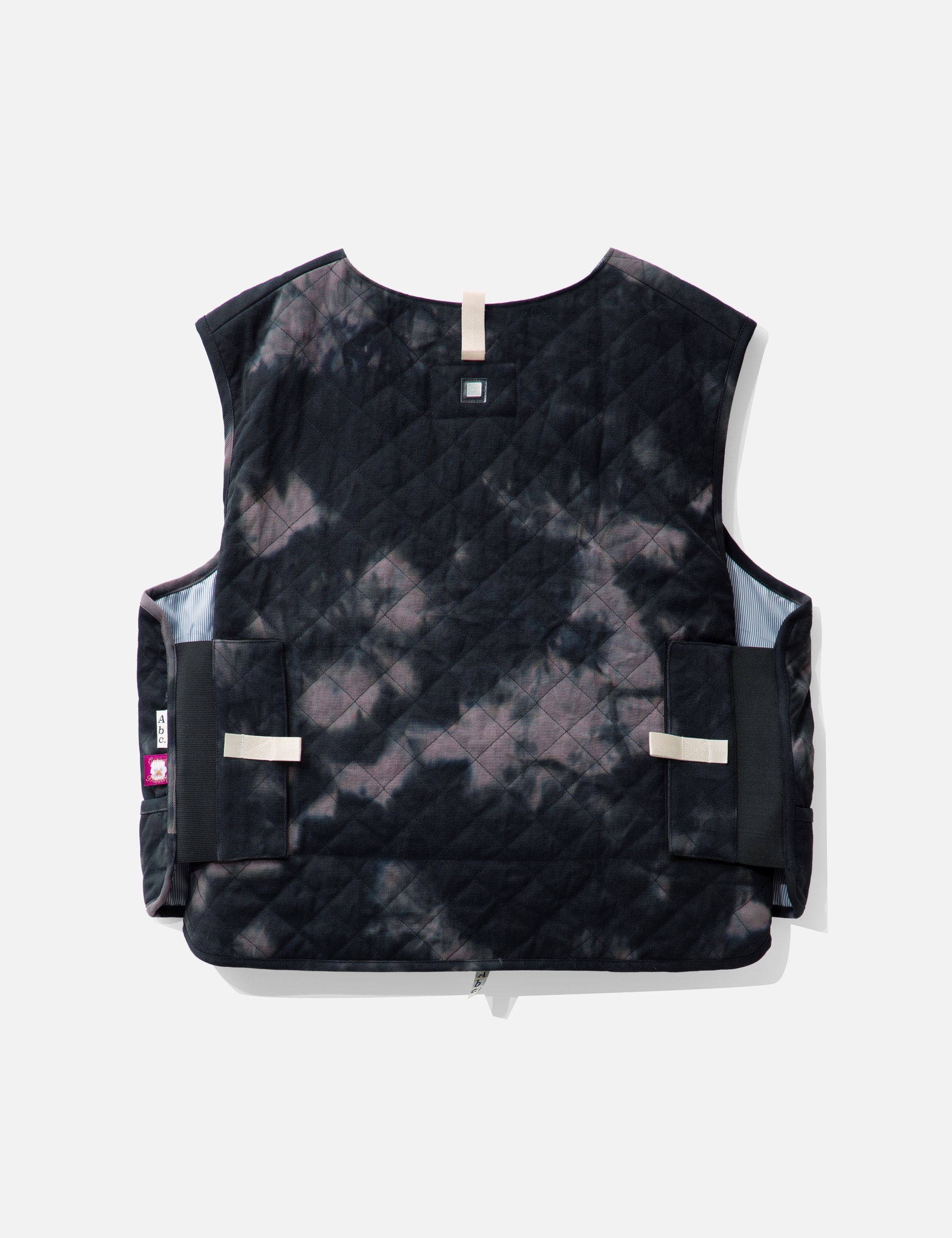 ABC. QUILTED STICKS AND STONES CARGO VEST view 17