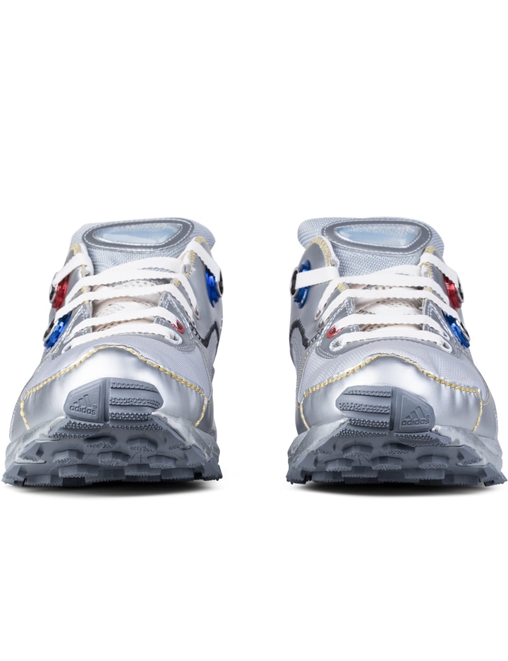 schaamte aanraken Robijn Raf Simons - Silver Raf Simons X Adidas Response Trail Robot | HBX -  Globally Curated Fashion and Lifestyle by Hypebeast