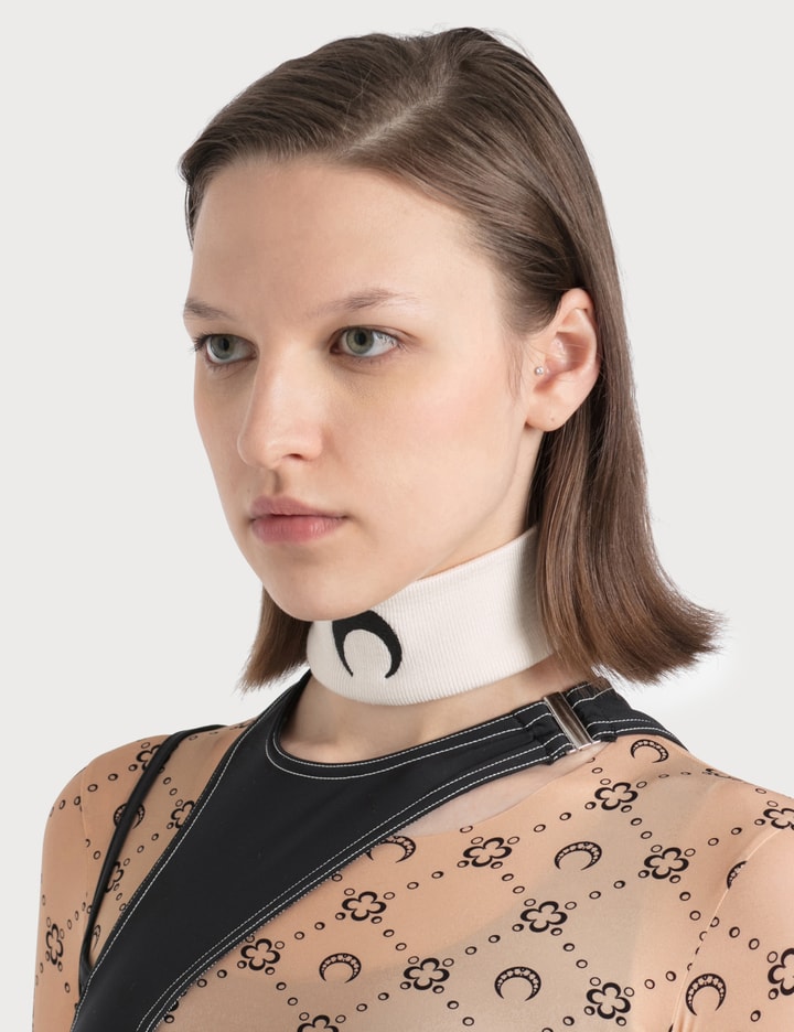 Knitwear Moon Choker Placeholder Image