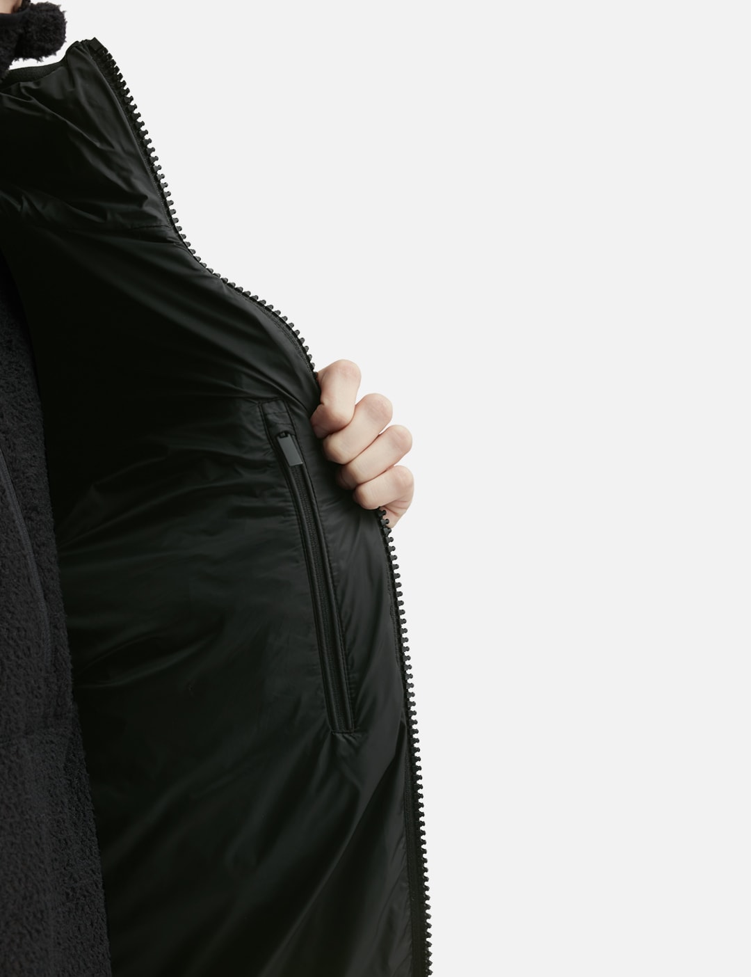 Alrai Hooded Short Down Jacket view 18