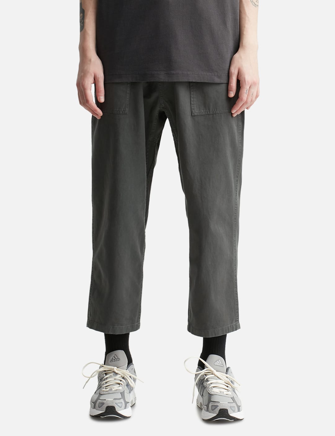 Gramicci   LOOSE TAPERED PANT   HBX   Globally Curated Fashion and