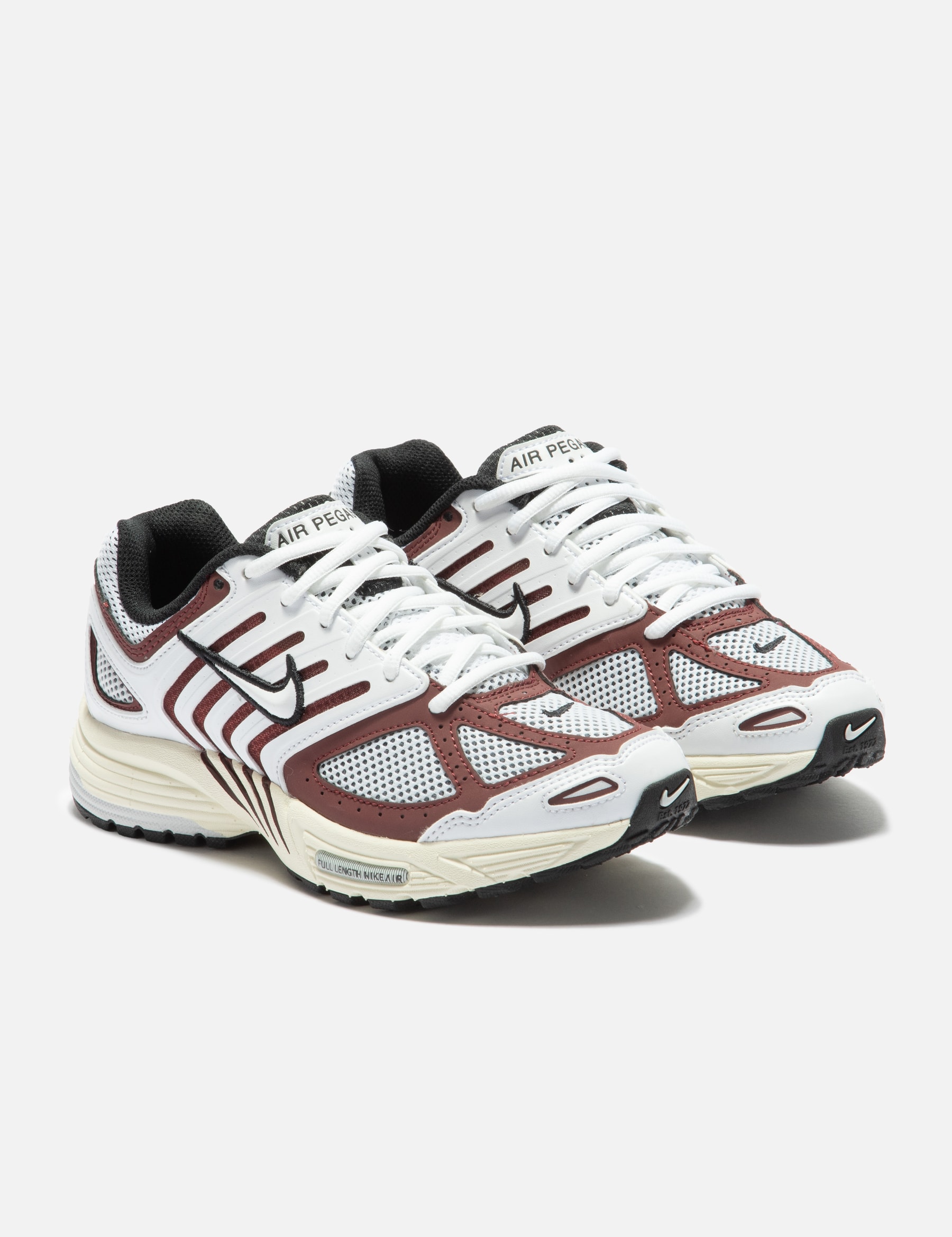 AIR PEGASUS 2005 view 16