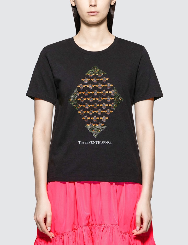 Bee Print T-shirt Placeholder Image