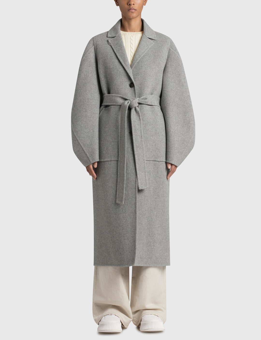 Loewe - サーキュラースリーブ ベルテッド コート | HBX - ハイプ 