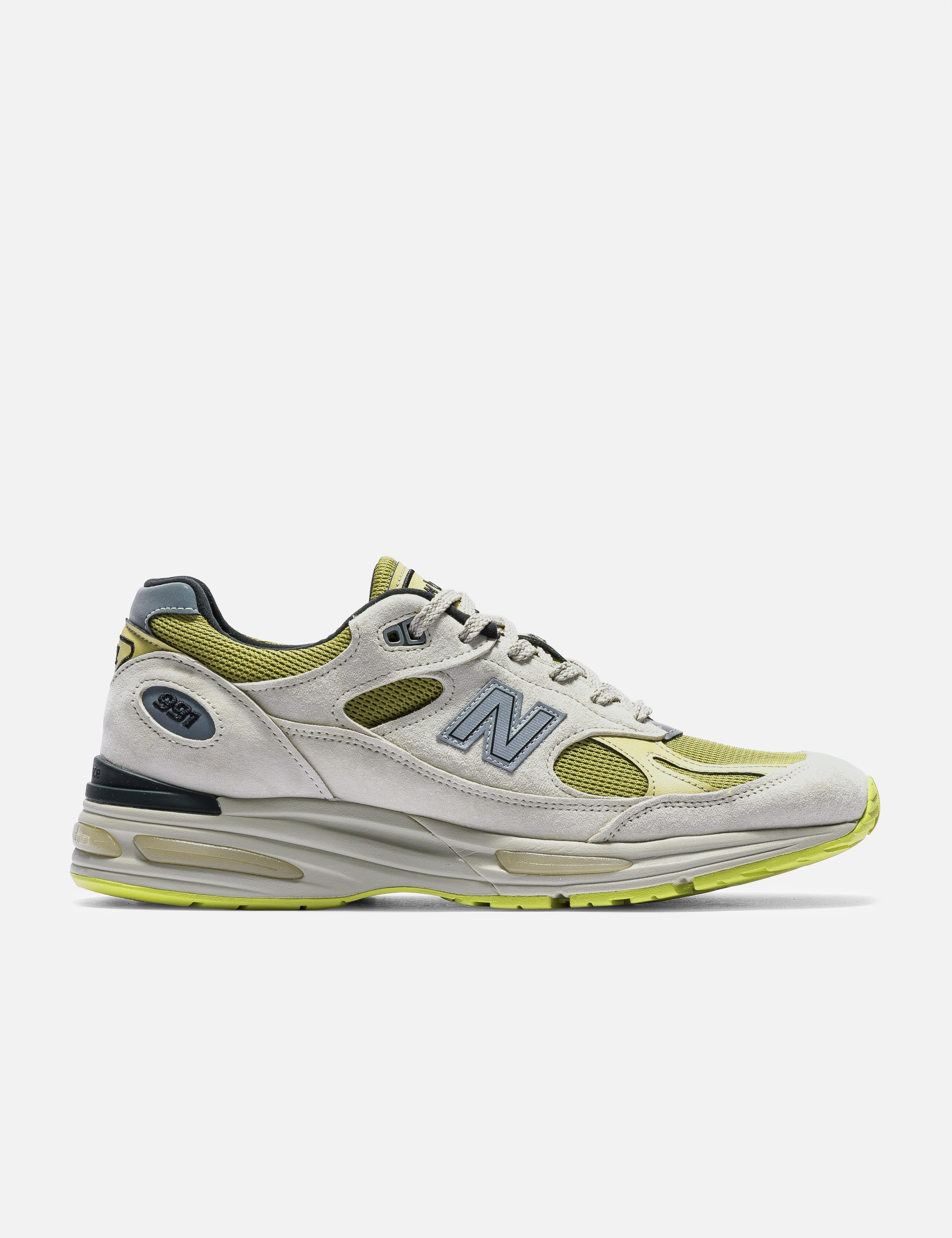 Made In UK 991v2 view 16