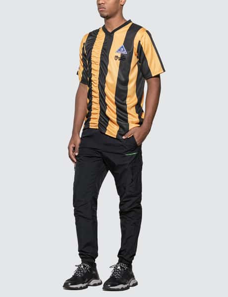 Martine Rose - Ruched Football Top | HBX - HYPEBEAST 為您搜羅全球 