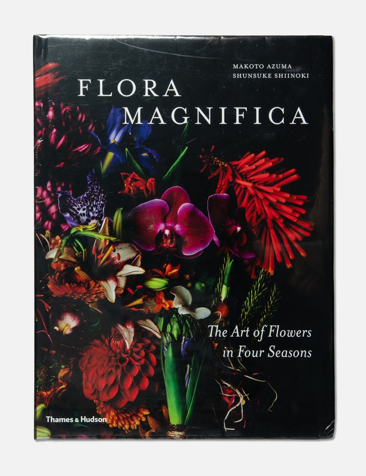 Flora Magnifica: The Art of Flowers in Four Seasons Placeholder Image