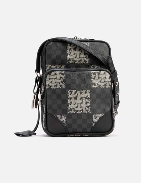Louis Vuitton Christopher Nemeth Amazon Shoulder Bag - Black shoulder bag in excellent condition