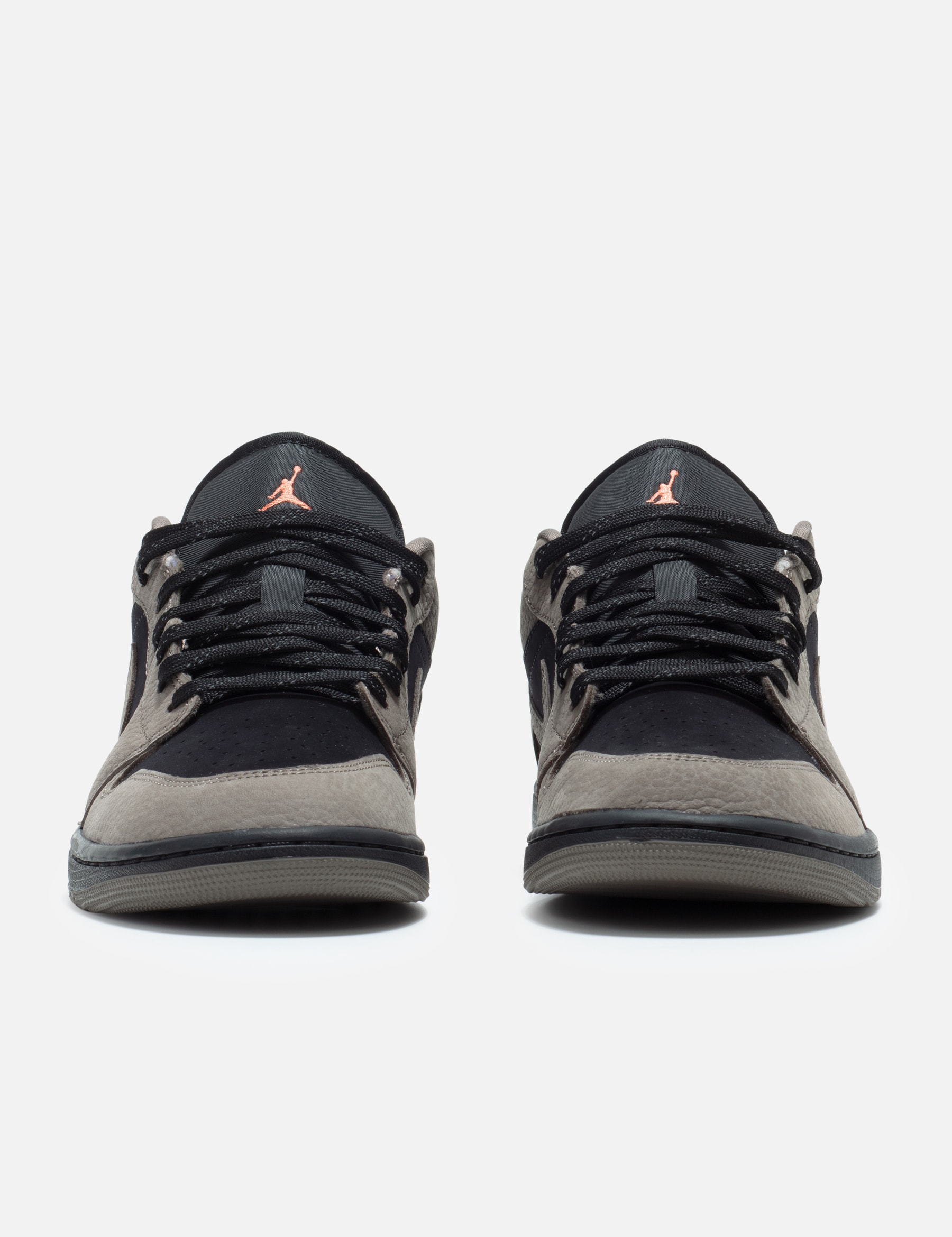Air Jordan 1 Low SE view 14