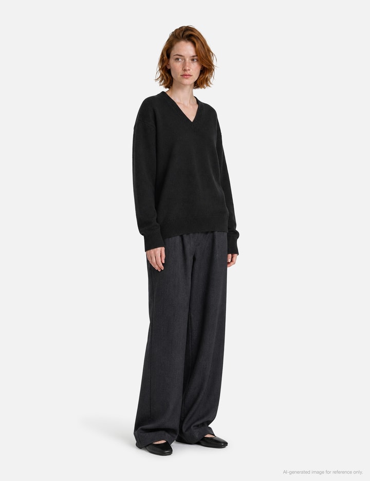 Moondal 24 Deep V-Neck Knit In Black