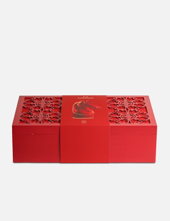 Omega 2026 New Year Tea Set