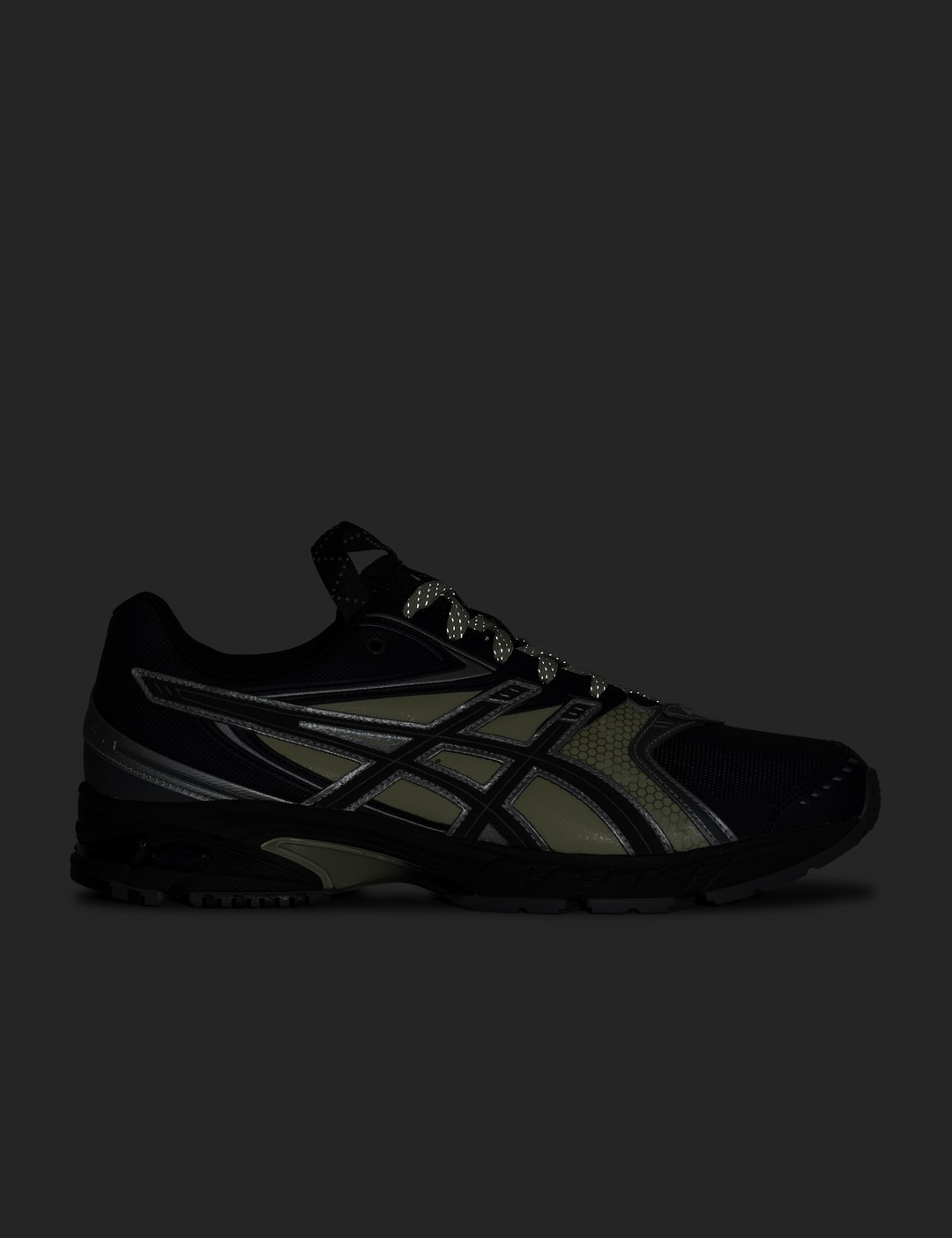 UB11-S GEL-DS Trainer 14 view 15