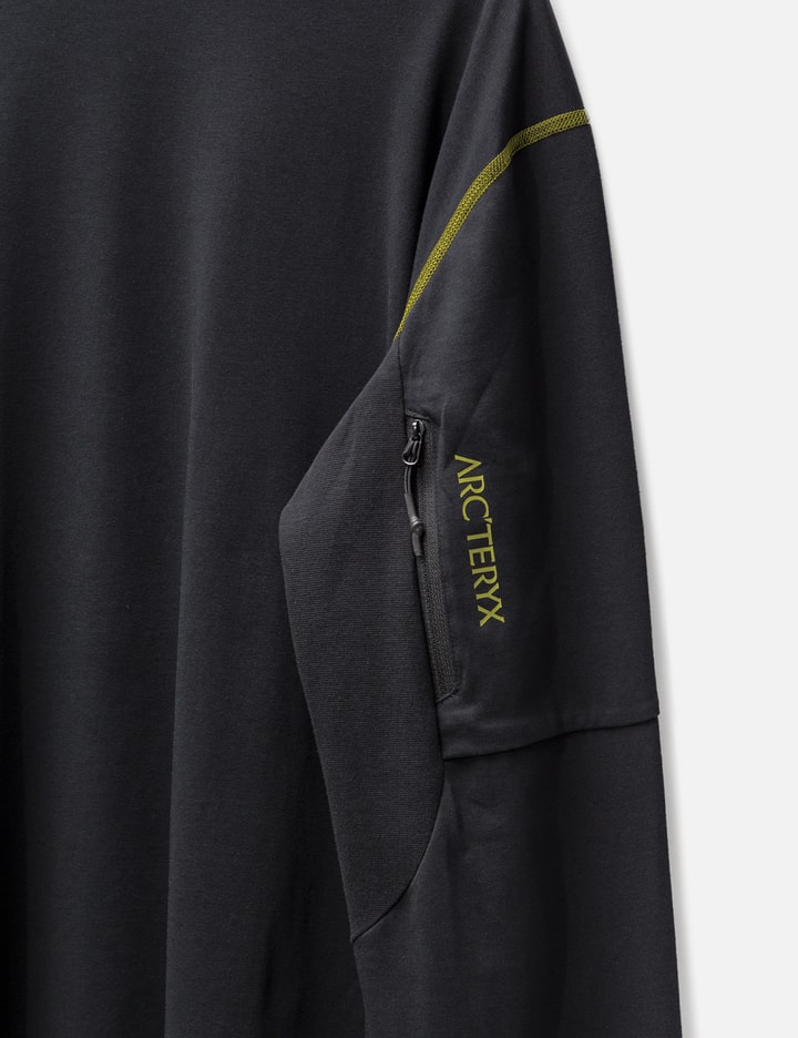 ARC'TERYX SYSTEM A REAR LOGO LONG SLEEVES T-SHIRT Placeholder Image