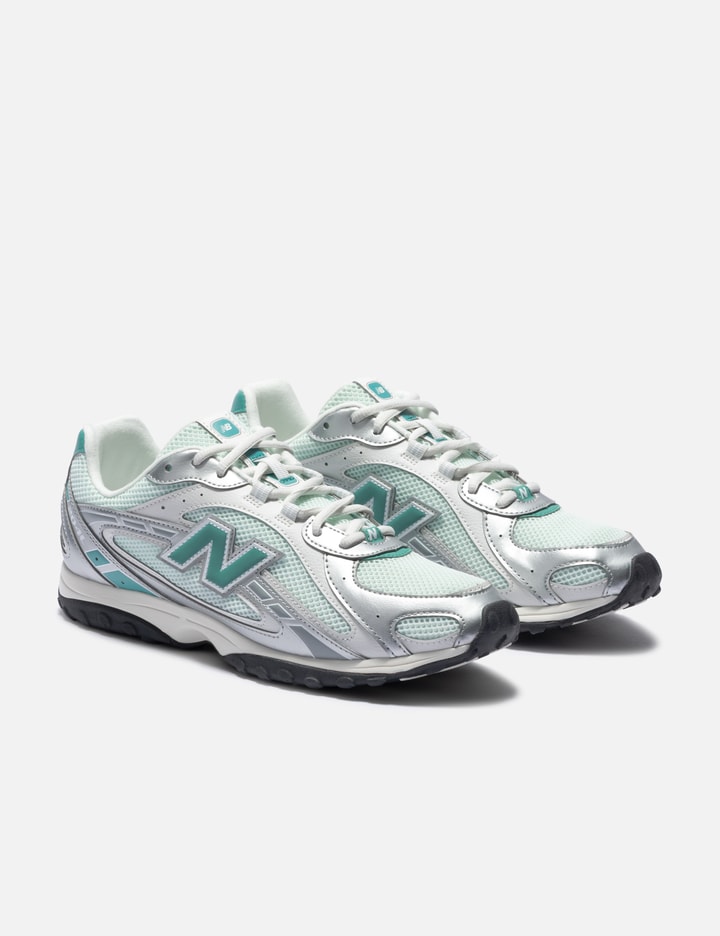New Balance 204L