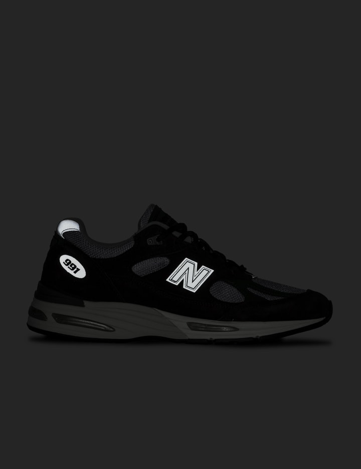 Made in UK 991v2 Placeholder Image