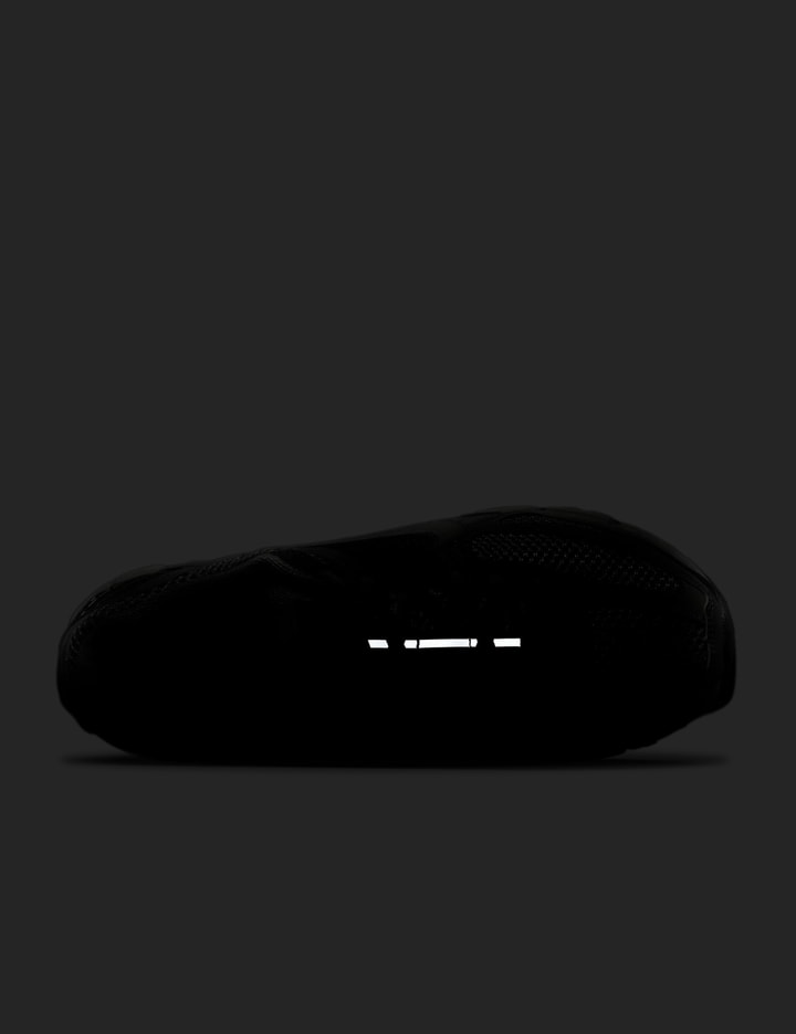 Nike Zoom Vomero 5 Placeholder Image