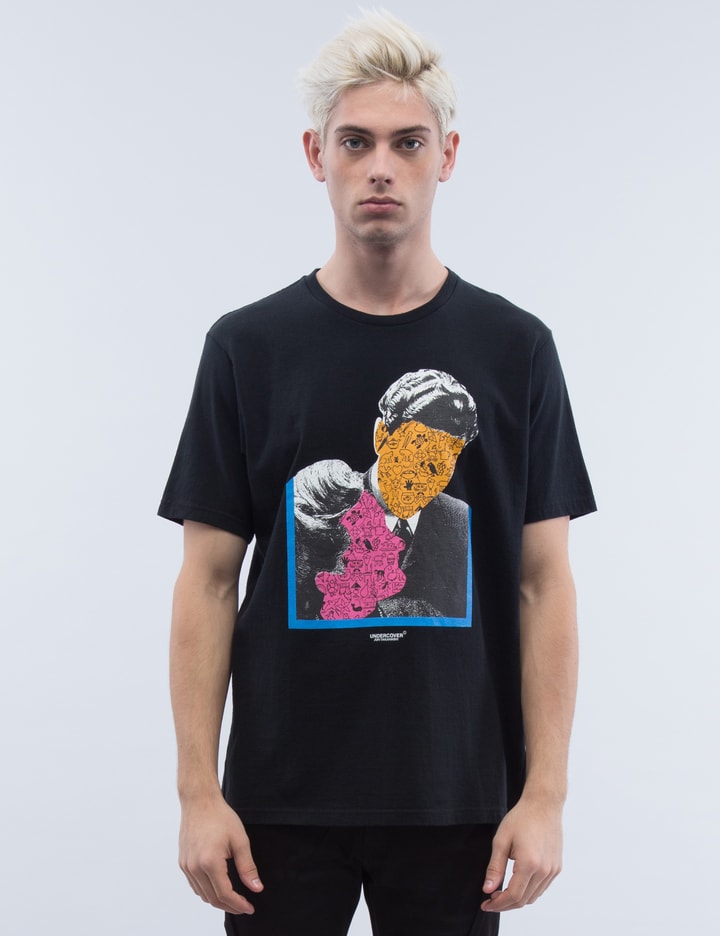 "Face Off" S/S T-Shirt Placeholder Image