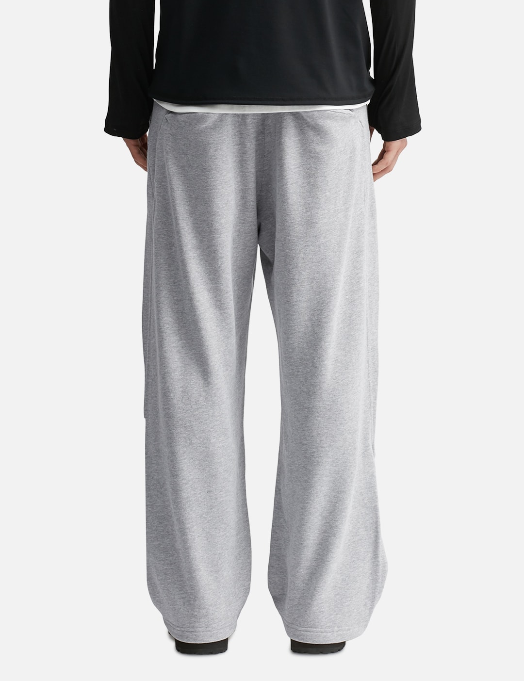 Sweatpants view 13