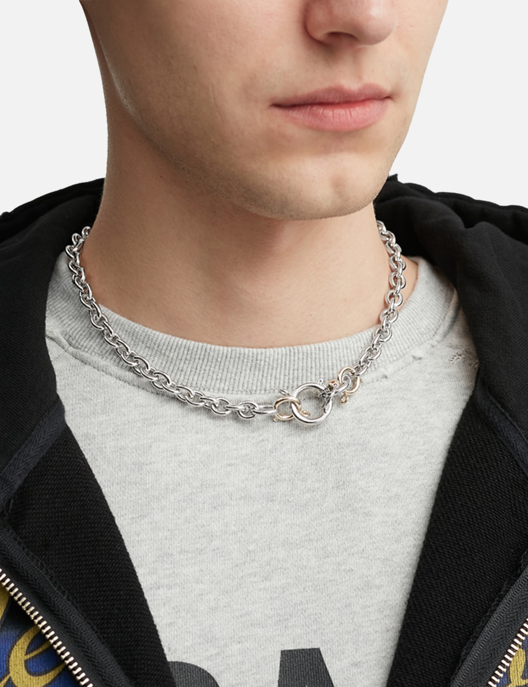 Pam Choker view 9
