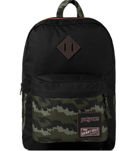 jansport backpack black gold Shop Half Pint FX Mini and head out with a backpack that feels easy to wear from morning to night JANSPORT - Benny Gold X