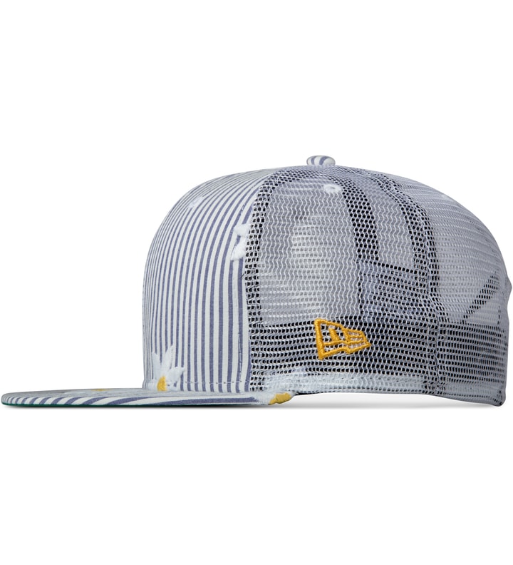 DAISY SEERSUCKER NEW ERA SNAPBACK Placeholder Image