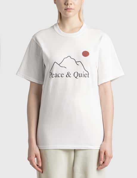Museum of Peace & Quiet L'horizon 티셔츠