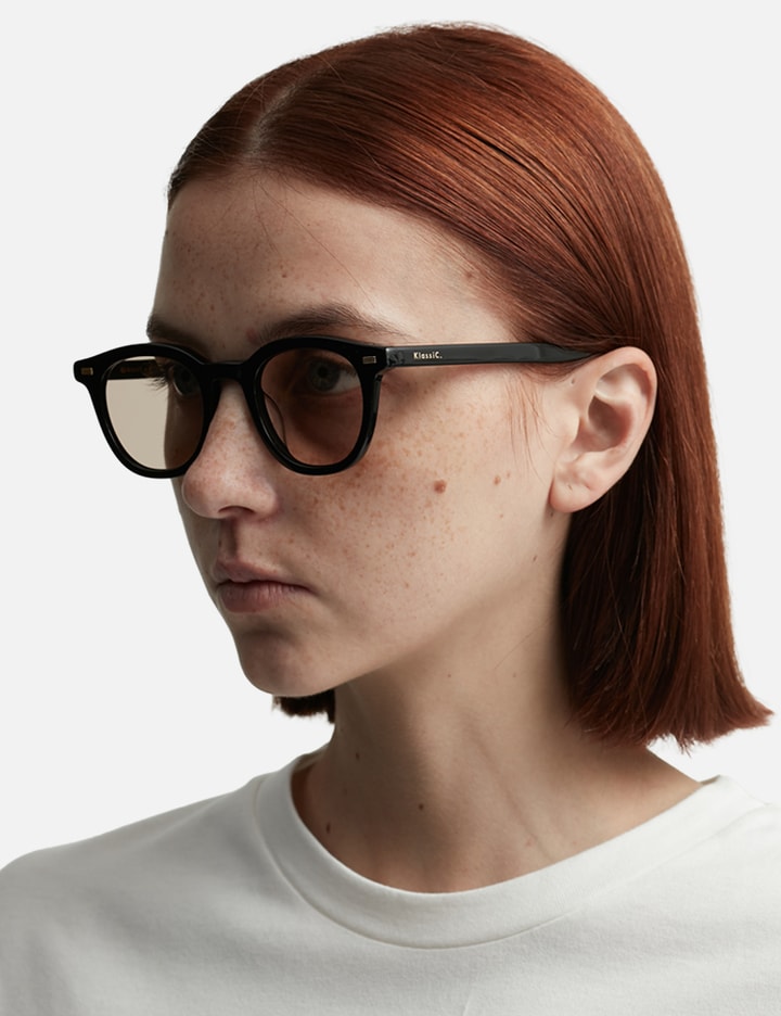 Klassic M130 Sunglasses In Black