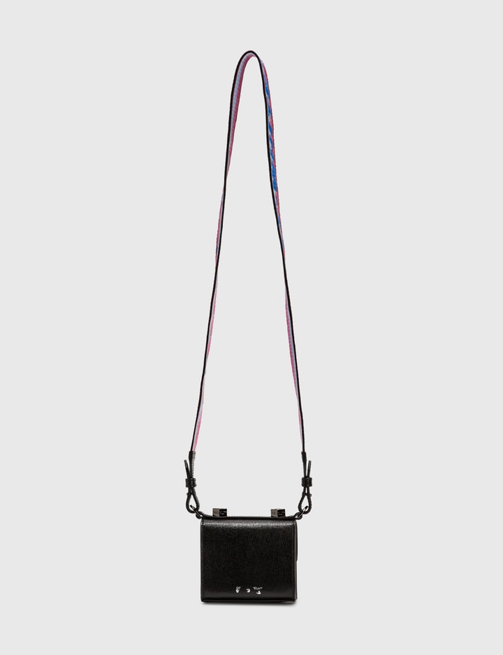 Binder Crossbody Placeholder Image