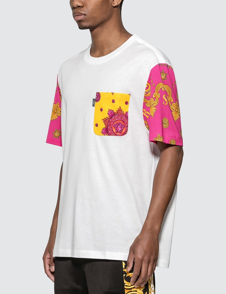 Le Pop Classique T-shirt Placeholder Image