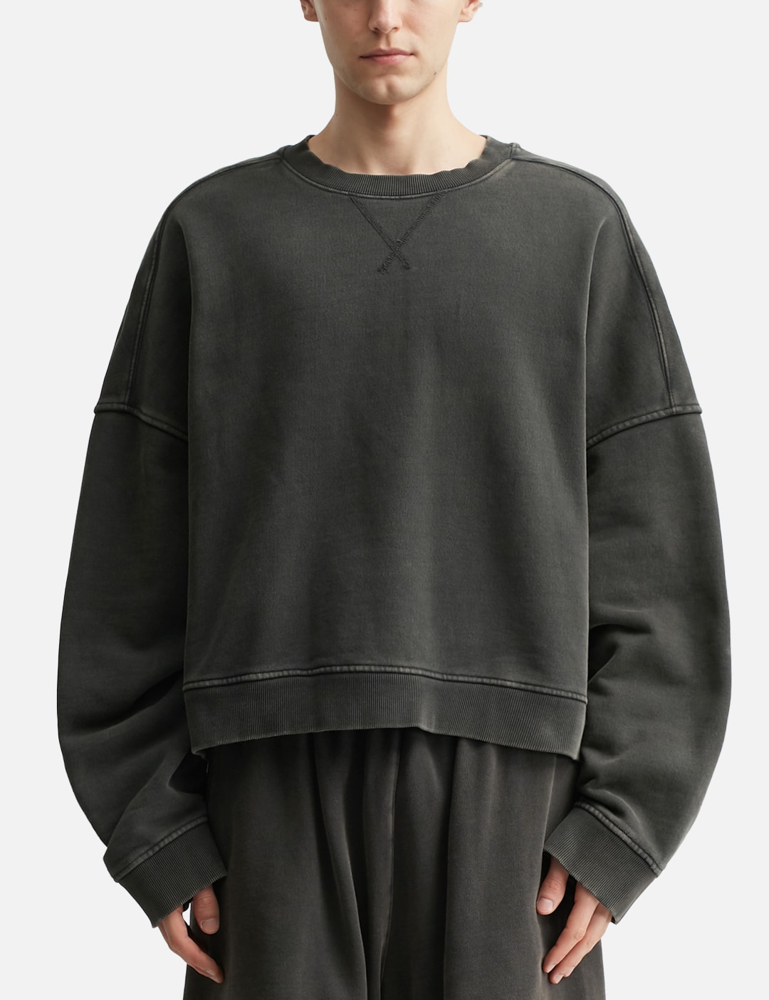 Box Crew Washed Black view 18
