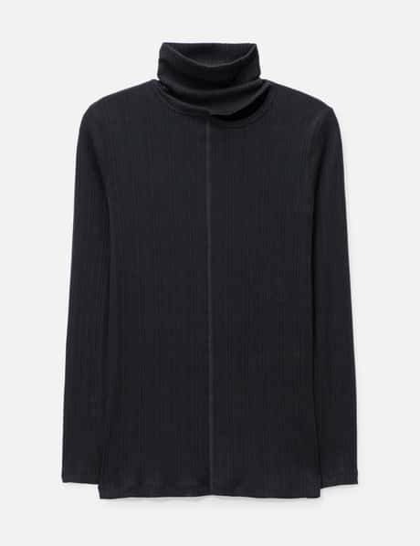 LGN LOUIS GABRIEL NOUCHI Turtleneck with Asymmetrical Opening