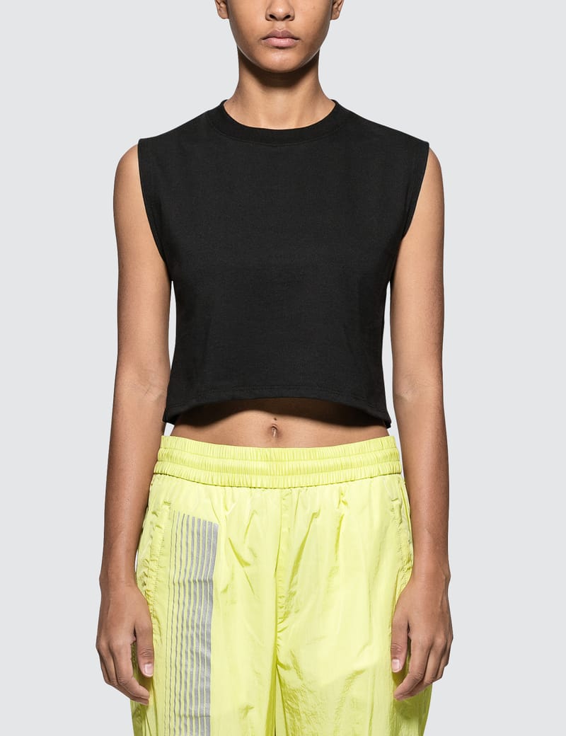 Hanes x Karla - The Sleeveless Crop T 