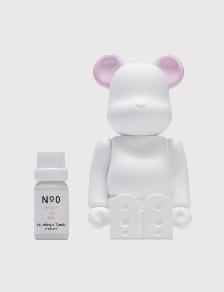 Medicom Toy - Be@rbrick Grafflex 100% & 400% Set  HBX - Globally Curated  Fashion and Lifestyle by Hypebeast