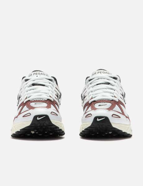 AIR PEGASUS 2005 view 7