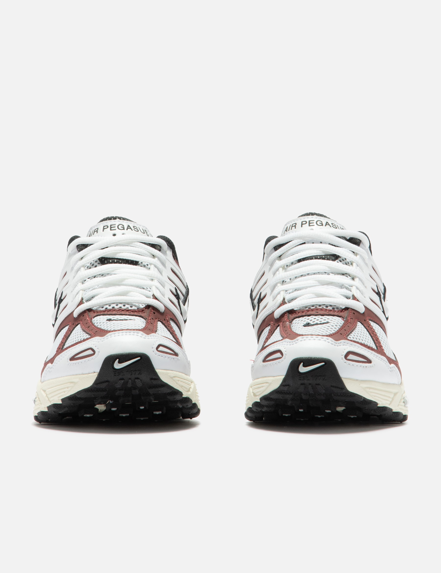 AIR PEGASUS 2005 view 14