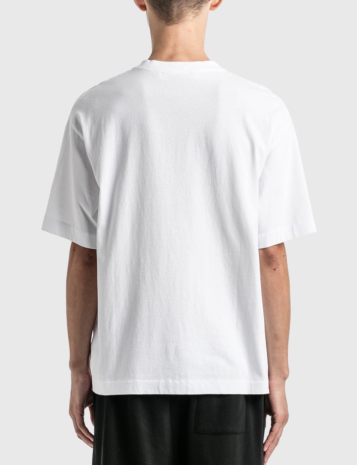 スプレー ヘルベチカ オーバー スケート Tシャツ Placeholder Image