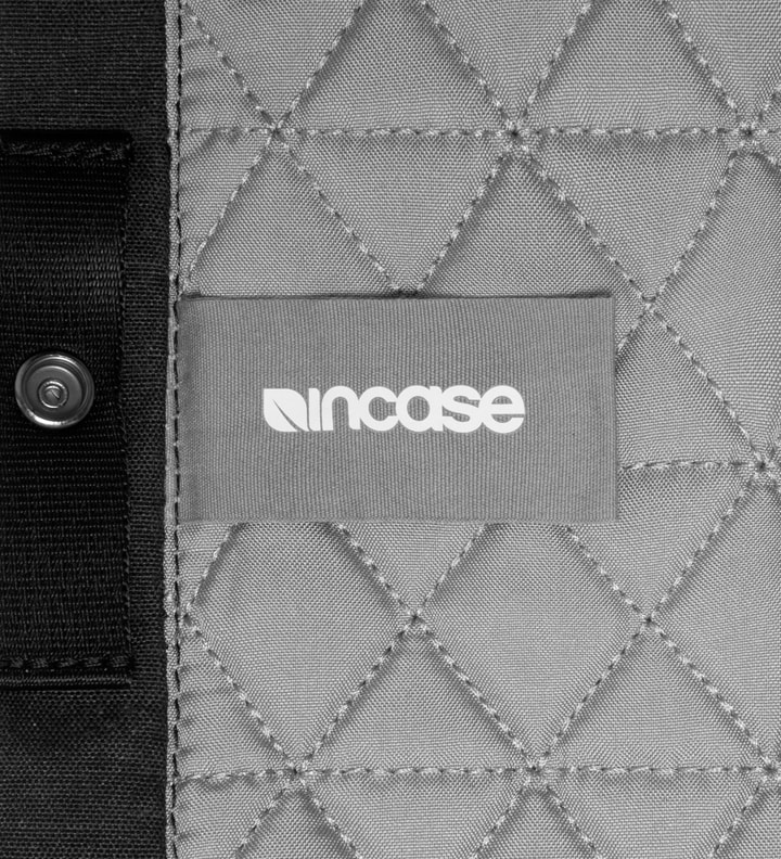 Lineage Tote Placeholder Image