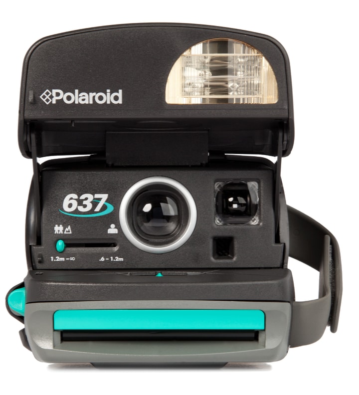 Black Refurbished Vintage Polaroid 600 Box Type Camera  Placeholder Image