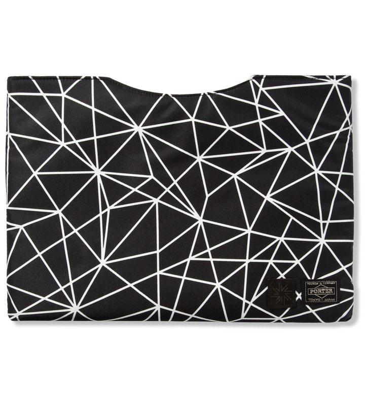 ISAORA x Porter Geo-Light 13" Macbook Air Sleeve Placeholder Image
