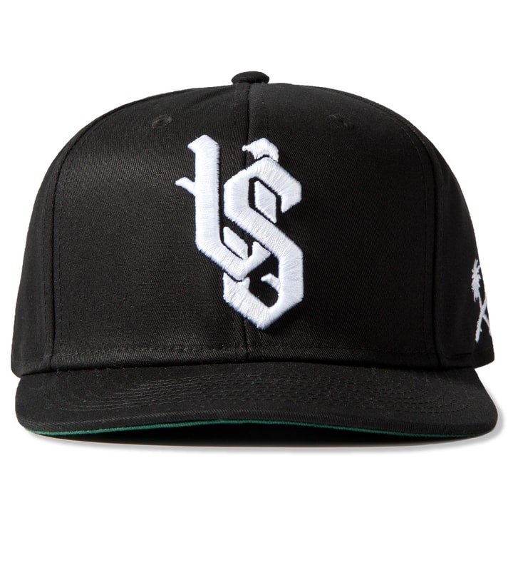 Black Olde Vs Snapback Ballcap  Placeholder Image