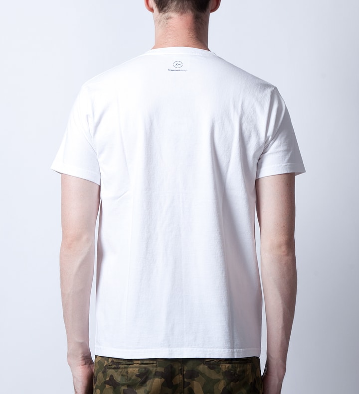 Medicom Toy Be@rtree x fragmentdesign 2020 Spray Logo Tee in White –  Oneness Boutique