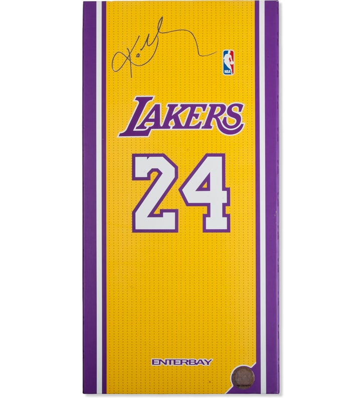 Real Masterpiece: NBA Collection - Kobe Bryant  Placeholder Image