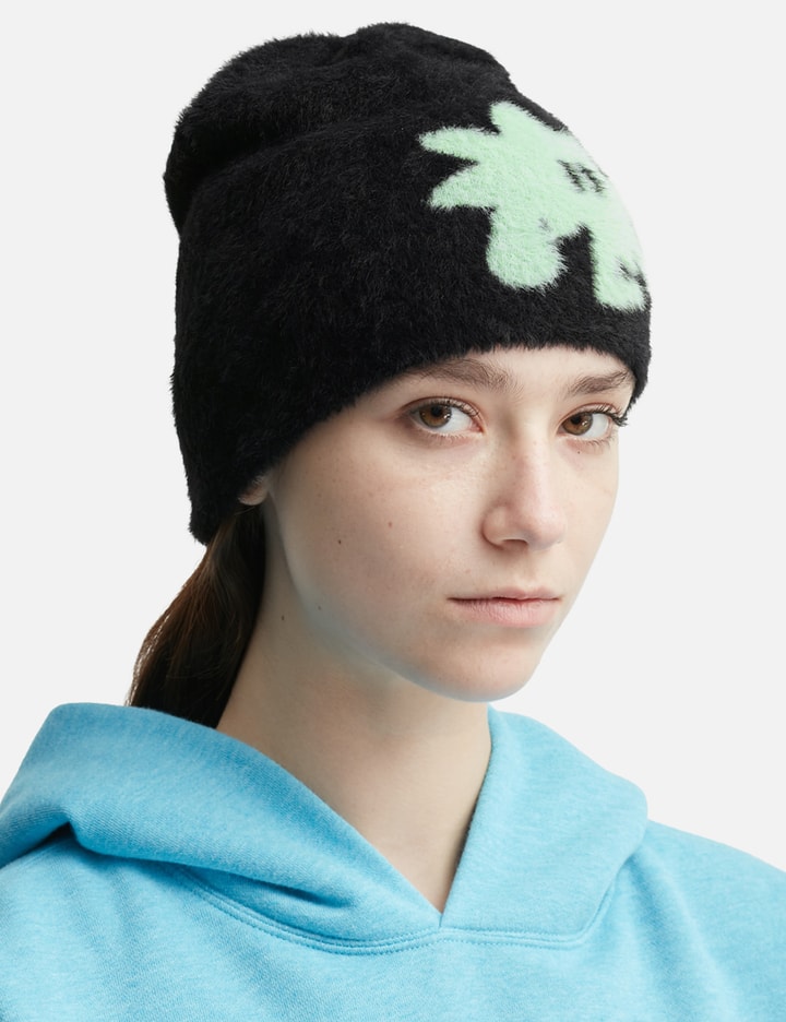 Sunlove Cali Shaggy Beanie In Black